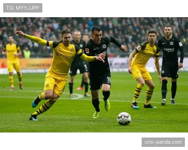 比赛述评：拜仁防守漏洞频出，主场平局让争冠希望渺茫